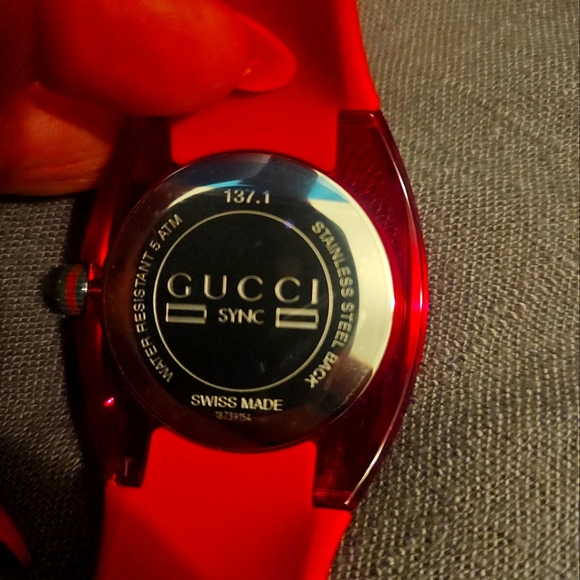 GUCCI Sync Stainless Steel & Rubber-Strap Watch. BRAND NEW - Picture 11 of 13